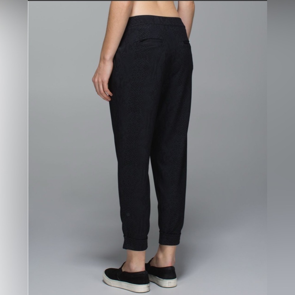 Lululemon Athletica Black Track Pants with Elastic Waistband - Picture 2 of 14